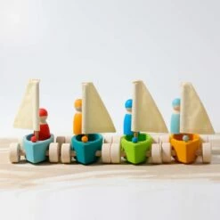 Grimm's - Set Of 4 Small Land Yachts With 4 Sailors